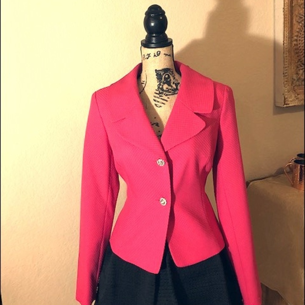 Pink Maggie Boutique Lined Blazer w/ Fancy Buttons